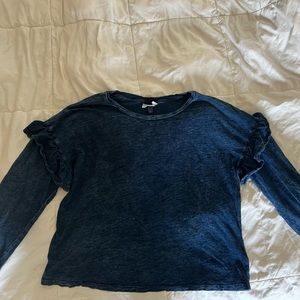 Women’s long sleeve shirt